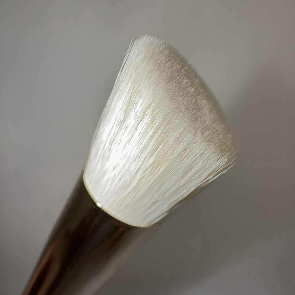 Rose Quartz Foundation Brush